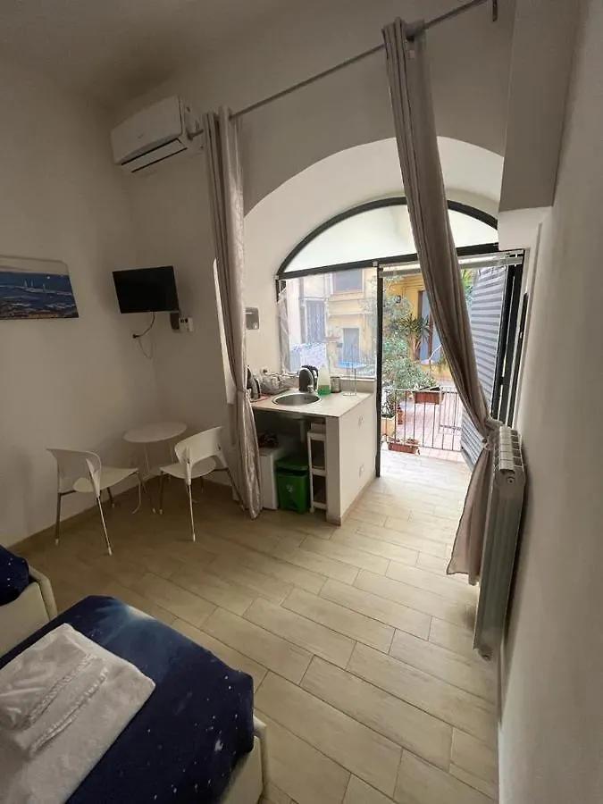 Nocleg ze śniadaniem Bed and Breakfast Cortiletto Neapol Włochy